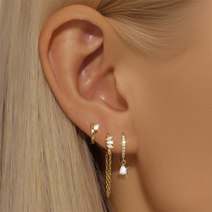 Piercing oreilles 3 hoops • Lobe & Conch